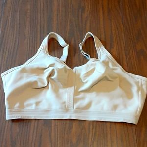 Full Coverage wireless bra - 42G